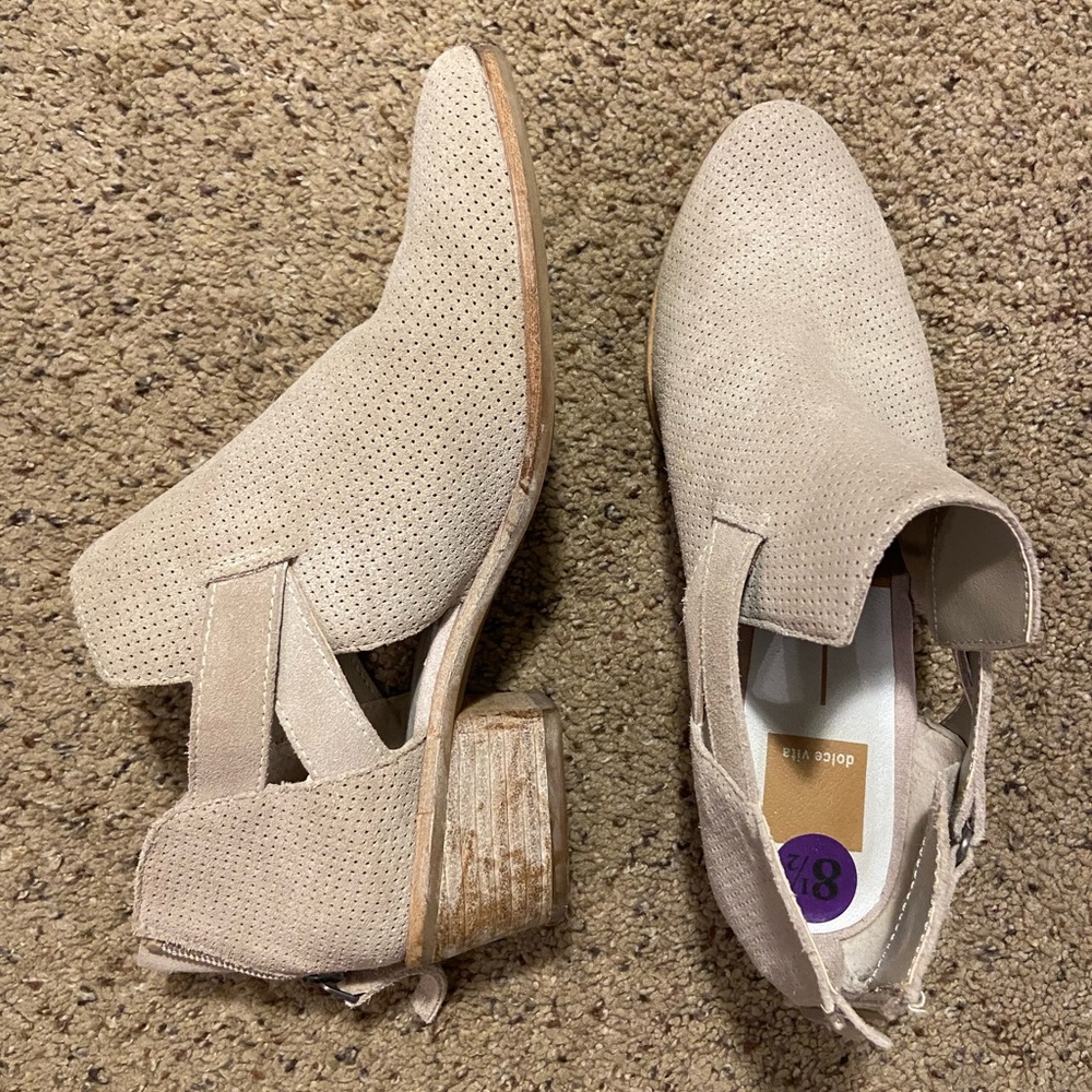 Cream leather ankle boots